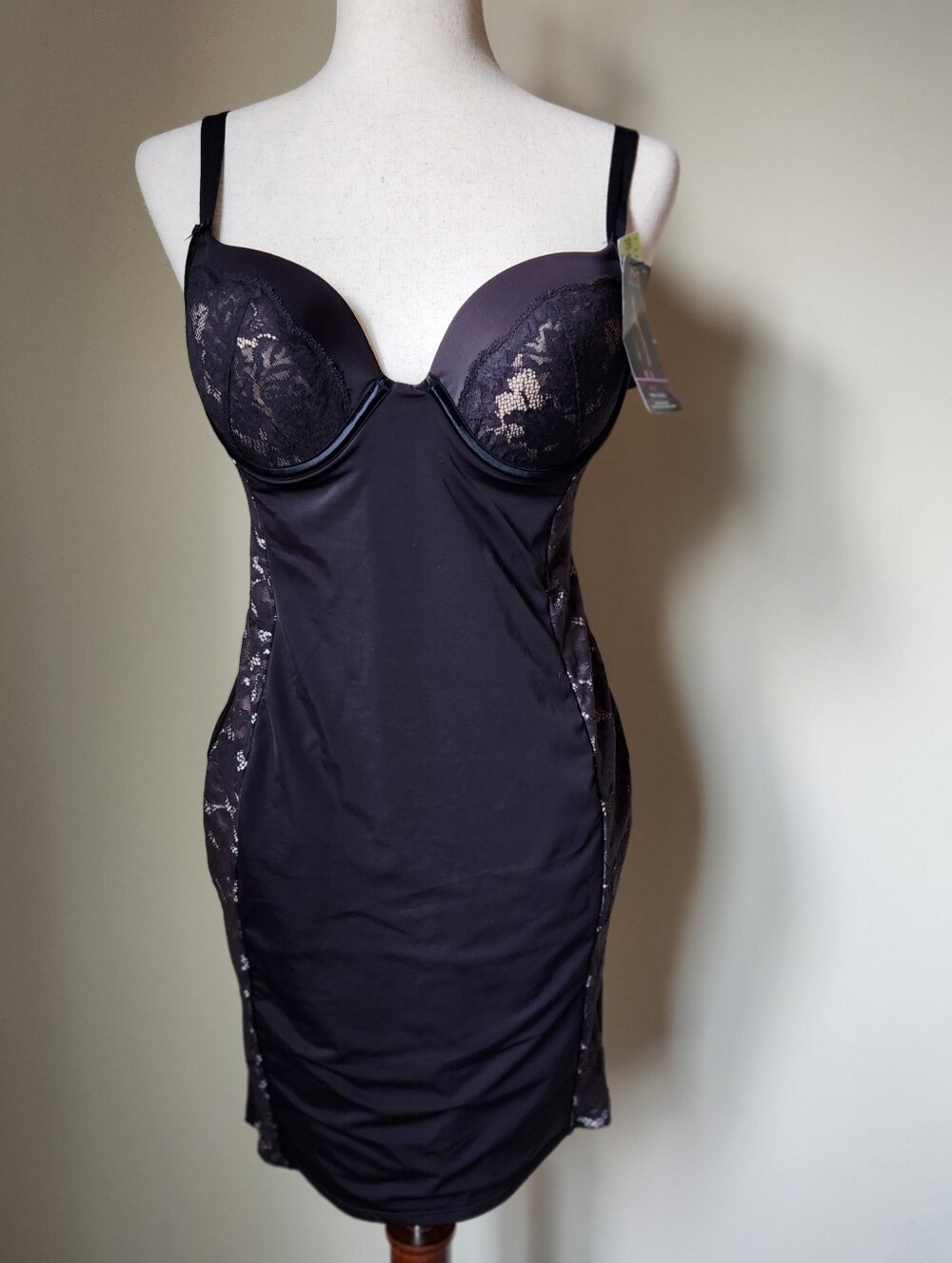 Maidenform DM1032 Firm Foundations Lift Cup Shaping Bra Slip 38B NWT